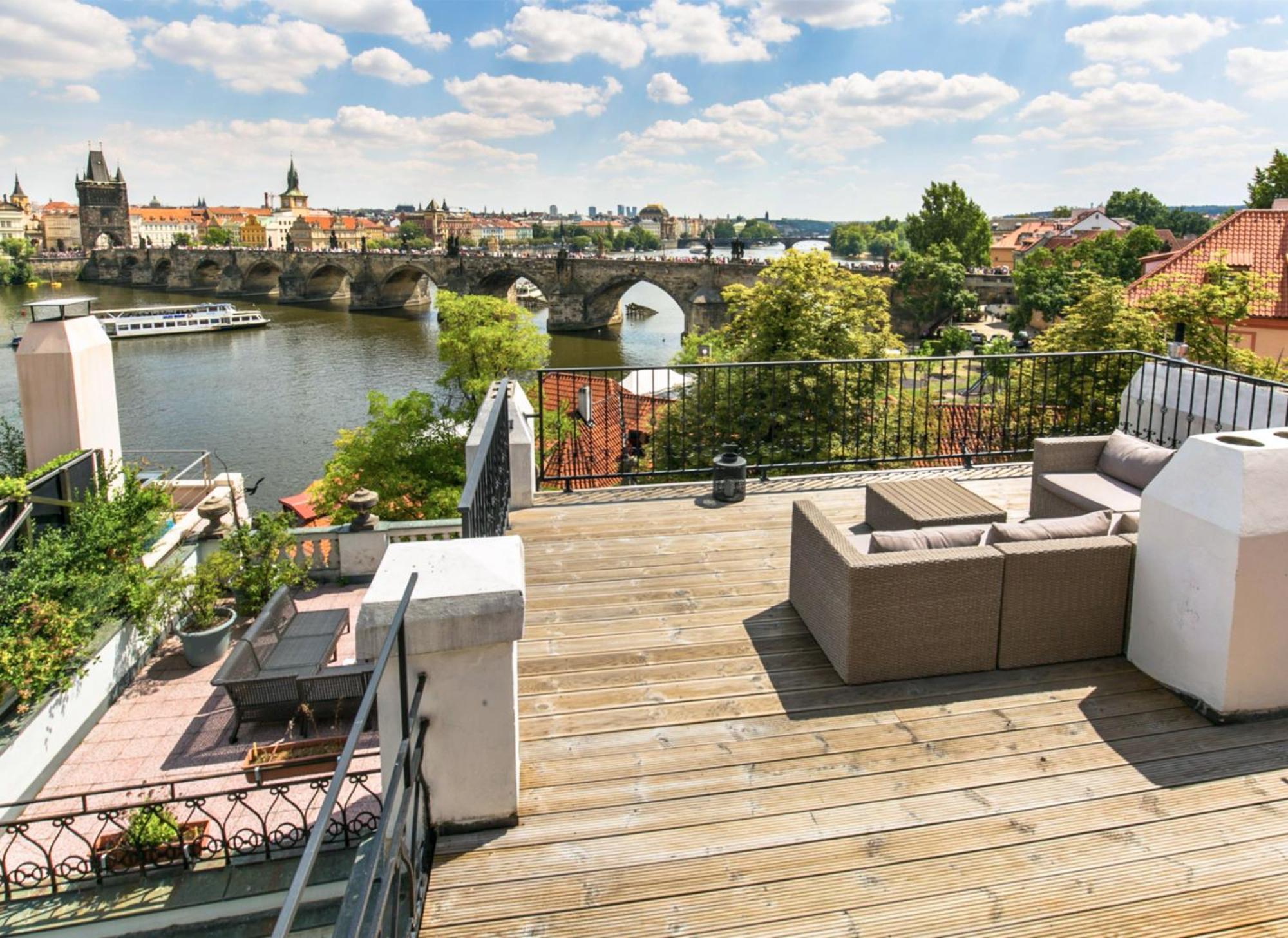 Residence Charles Bridge Прага Экстерьер фото